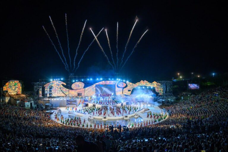 Mendoza entre Viñedos y Montañas – Fiesta Nacional de la Vendimia 2027